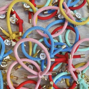 PULSERA INICIAL LACADA