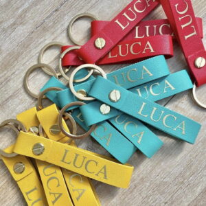 LLAVEROS PERSONALIZADOS CON NOMBRE